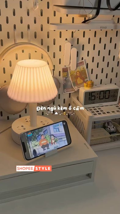 Đèn để bàn thông minh#LuotVuiMuaLien #KOLUyTin #videohangdientu#ShopeeVideo #ShopeeCreator