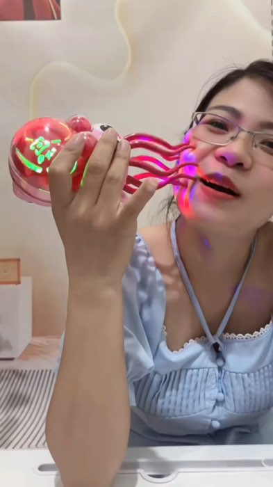 Bạch tuộc nhảy múa #bachtuocnhaymua #dochoitreem #KOLUyTin #LuotVuiMuaLien #ShopeeVideo #HangMoiVe