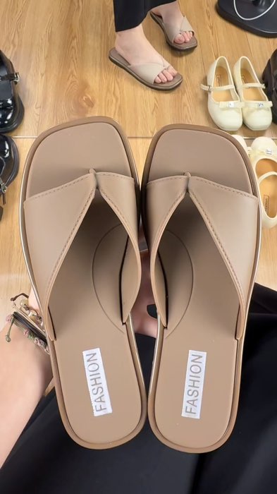 Dép lê kẹp #KOLUyTin #SuperBrandDay #SandealcungKOL #HangMoiVe #ShopeeCreator #LuotVuiMuaLien #VideoHangDoiSong  #ShopeeVideo
