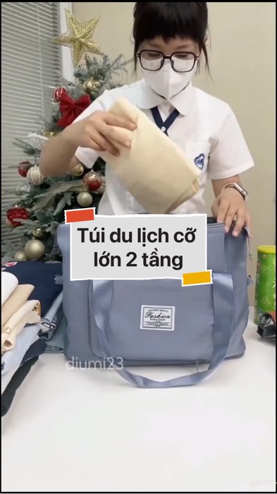 Túi du lịch cỡ lớn 2 tầng #VideohangDoiSong#ShopeeVideo#ShopeeCreator #LuotVuiMuaLien#KOLUyTin#Videomuasam #SandealcungKOL #diumi971
