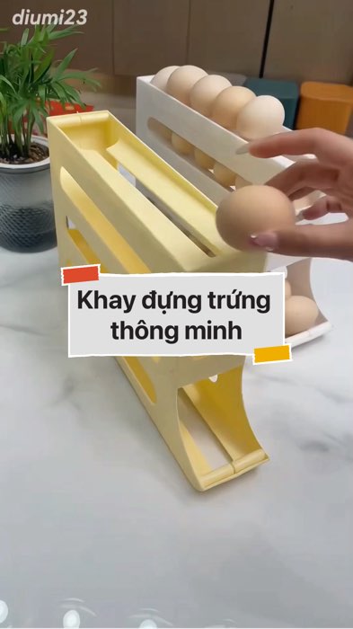 Khay đựng trứng thông minh #VideoHangGiaDung#shopeestyle#ShopeeVideo#ShopeeCreator #LuotVuiMuaLien #diumi11