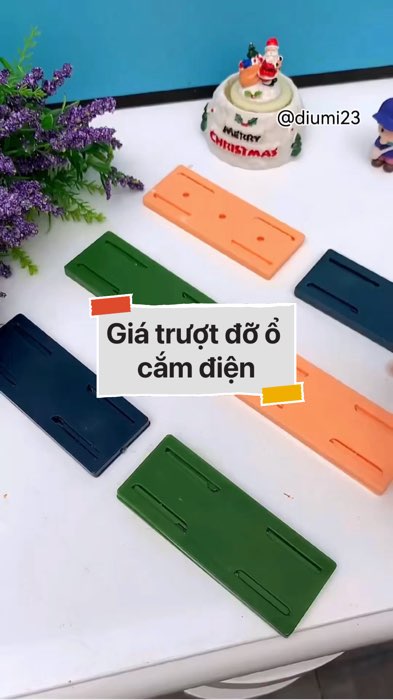 Giá trượt đỡ ổ cắm điện gắn tường #VideoHangGiaDung#shopeestyle#ShopeeVideo#ShopeeCreator #LuotVuiMuaLien #diumi163