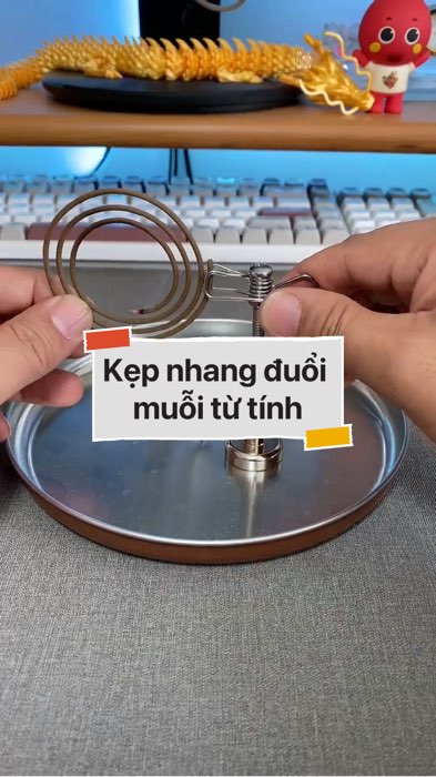 Kẹp nhang đuổi muỗi từ tính #VideohangDoiSong#ShopeeVideo#ShopeeCreator #LuotVuiMuaLien#KOLUyTin#Videomuasam #SandealcungKOL #diumi290
