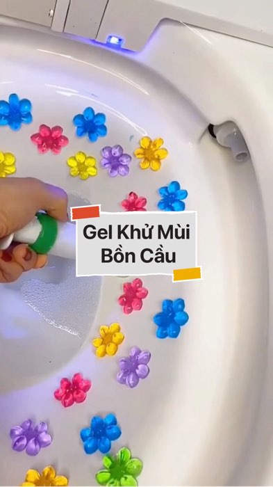 ￼Gel Khử Mùi Bồn Cầu #VideohangTieuDung #shopeestyle#ShopeeVideo#ShopeeCreator #LuotVuiMuaLien#KOLUyTin#Videomuasam #SandealcungKOL #diumi352