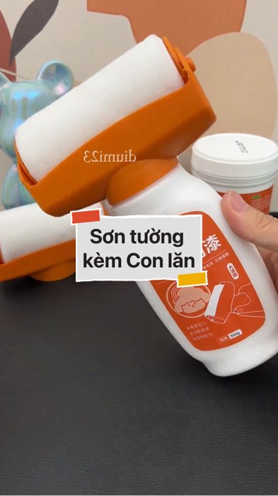 Sơn tường kèm Con lăn #VideohangNhaCua#shopeestyle#ShopeeVideo#ShopeeCreator #LuotVuiMuaLien#KOLUyTin#Videomuasam #SandealcungKOL #diumi733