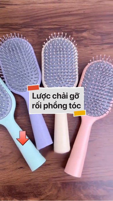 Lược chải tóc gỡ rối làm phồng tóc #VideohangLamDep#shopeestyle#ShopeeVideo#ShopeeCreator #LuotVuiMuaLien#KOLUyTin#Videomuasam #diumi886
