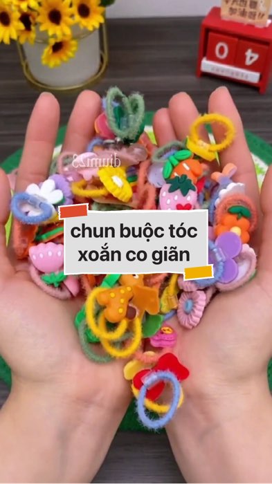 chun buộc tóc xoắn co giãn #VideoHangMevaBe#shopeestyle#ShopeeVideo#ShopeeCreator#LuotVuiMuaLien #diumi232