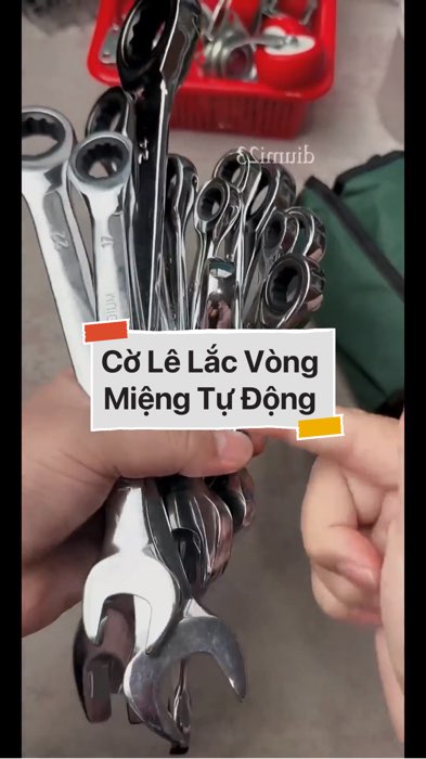 ￼Cờ Lê Lắc Vòng Miệng Tự Động #VideohangDoiSong#ShopeeVideo#ShopeeCreator #LuotVuiMuaLien#KOLUyTin#Videomuasam #SandealcungKOL #diumi709