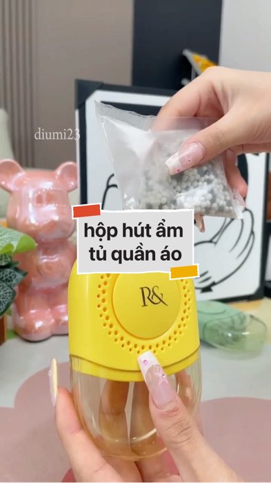 hộp hút ẩm tủ quần áo #VideohangDoiSong#ShopeeVideo#ShopeeCreator #LuotVuiMuaLien#KOLUyTin#Videomuasam #SandealcungKOL #diumi32