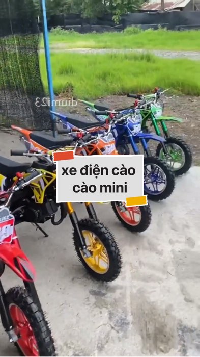 xe điện cào cào mini #VideohangDoiSong#ShopeeVideo#ShopeeCreator #LuotVuiMuaLien#KOLUyTin#Videomuasam #SandealcungKOL #diumi43