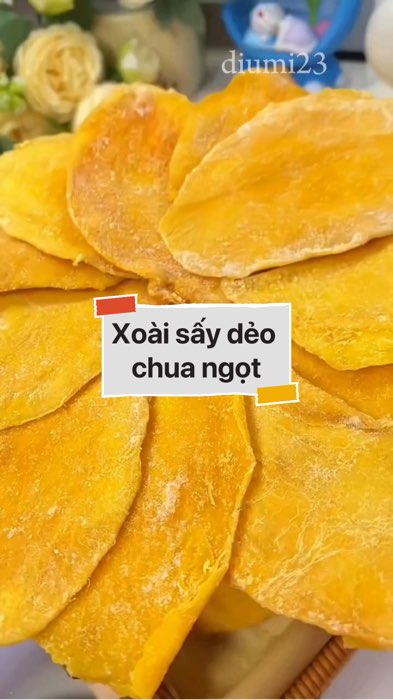 Xoài sấy dẻo chua ngọt #VideohangTieuDung #shopeestyle#ShopeeVideo#ShopeeCreator #LuotvuiMuaLien#KOLUyTin#Videomuasam #SandealcungKOL #diumi54